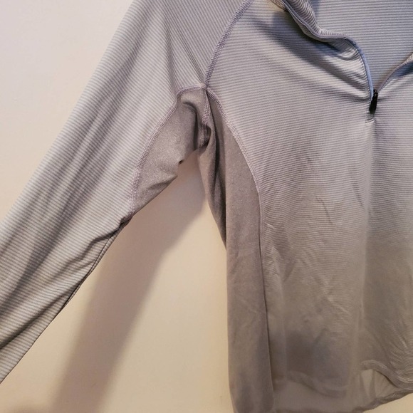 Columbia Women's 1/4 zip dry fit shirt - Picture 3 of 4